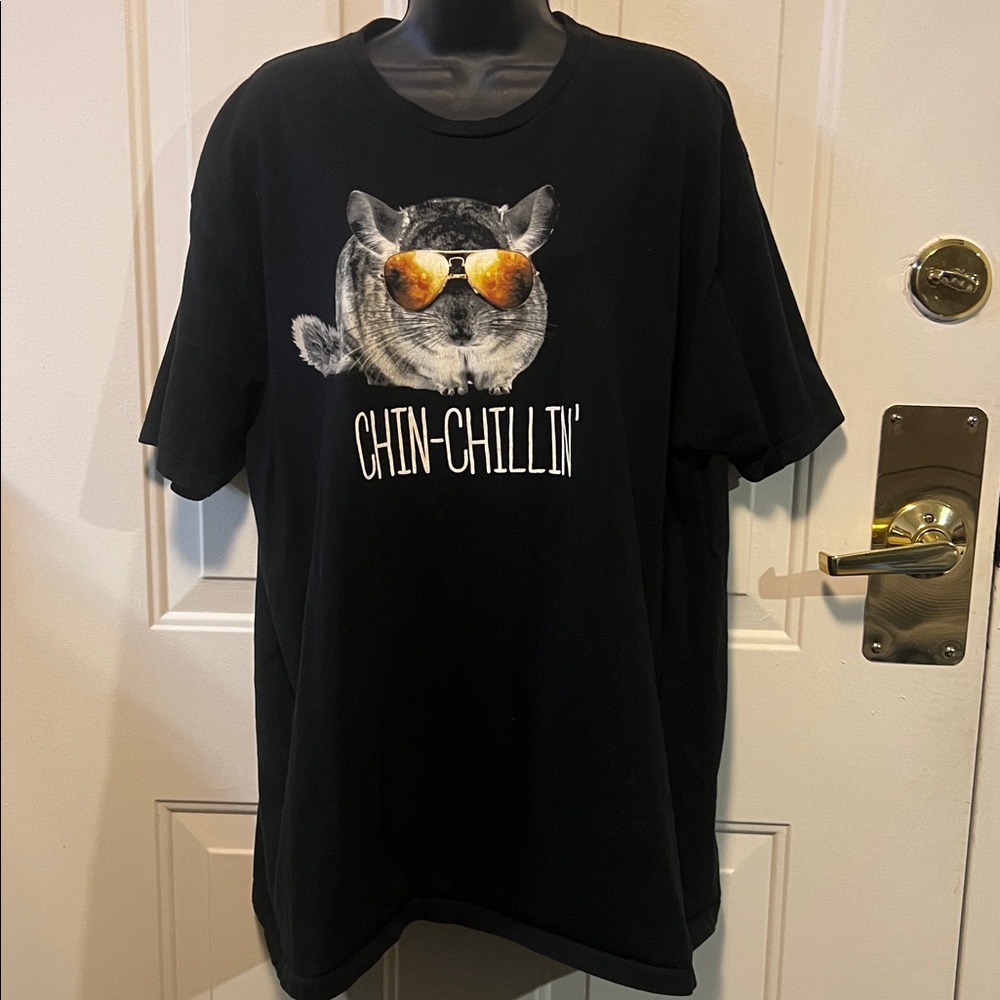 BLACK MATTERS 🕶️ 100% COTTON BLACK CHINCHILLA “CHIN-CHILLIN” TSHIRT Men’s 2X